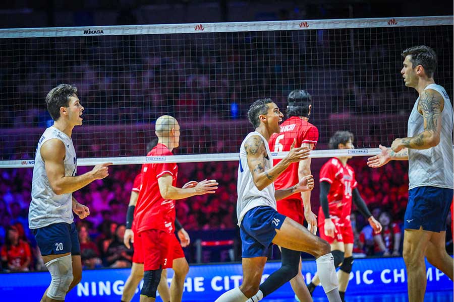 日本は米国にフルセットの末敗れた【写真:Volleyball World提供】