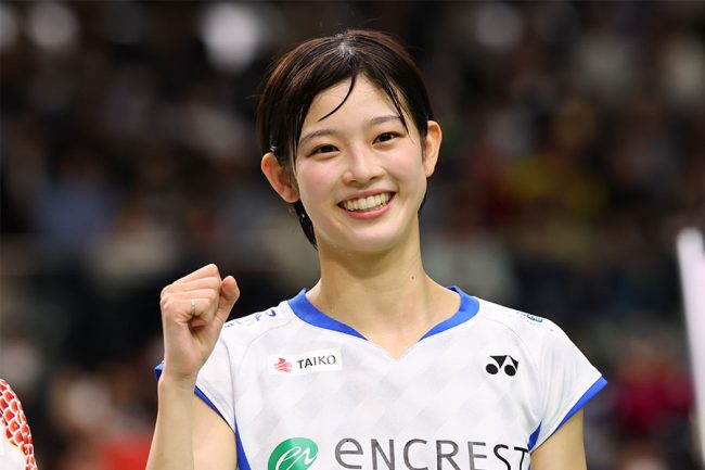 田口真彩　バドミントン　直筆サイン入りカード この笑顔は破壊力ある」 日本の20歳バド女子が赤面…異例の60万超大反響