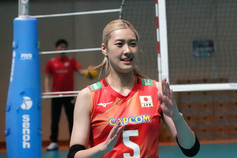 バレーボール女子日本代表の佐藤淑乃【写真：編集部】