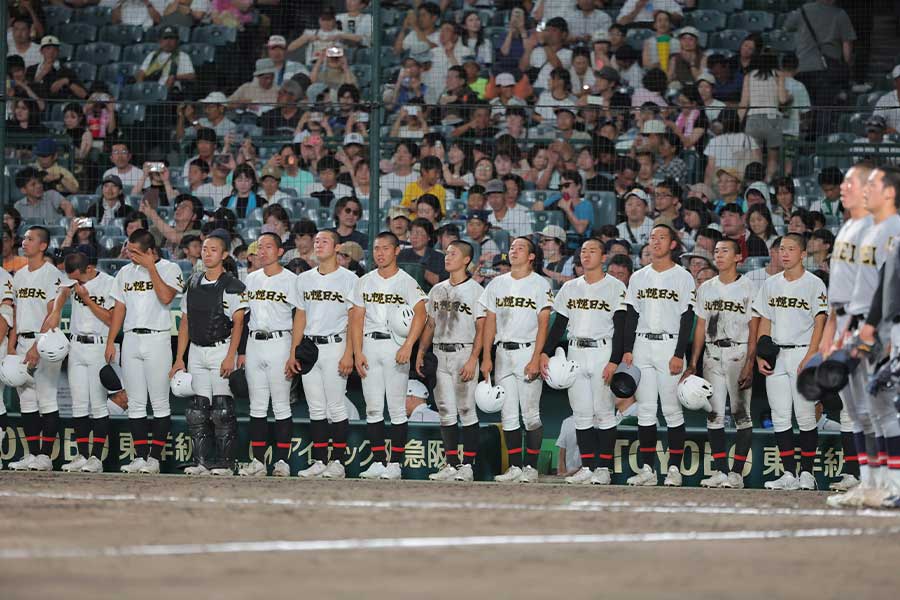 一回戦で敗れた札幌日大ナイン【写真:スポーツ報知/アフロ】