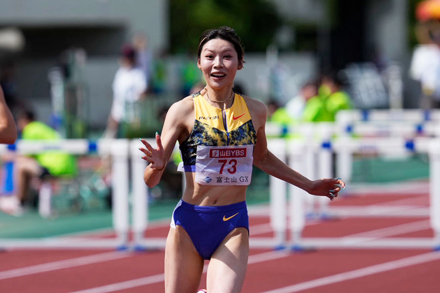 女子100メートル障害で12秒62をマークし優勝した中島ひとみ【写真：奥井隆史】