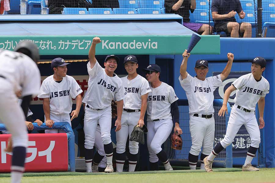 八王子実践ナイン【写真：スポーツ報知/アフロ】