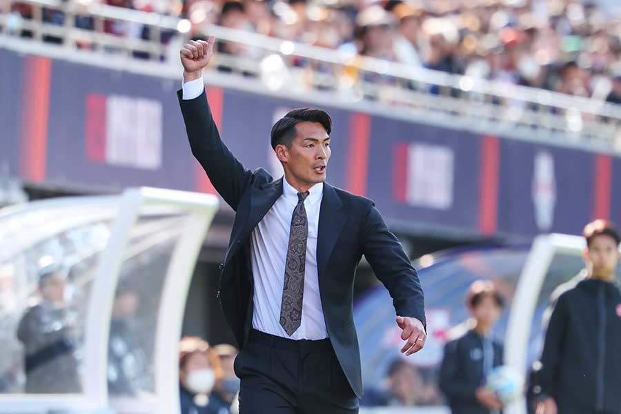 藤枝で監督を務める槙野智章氏【写真:長田洋平/アフロスポーツ】