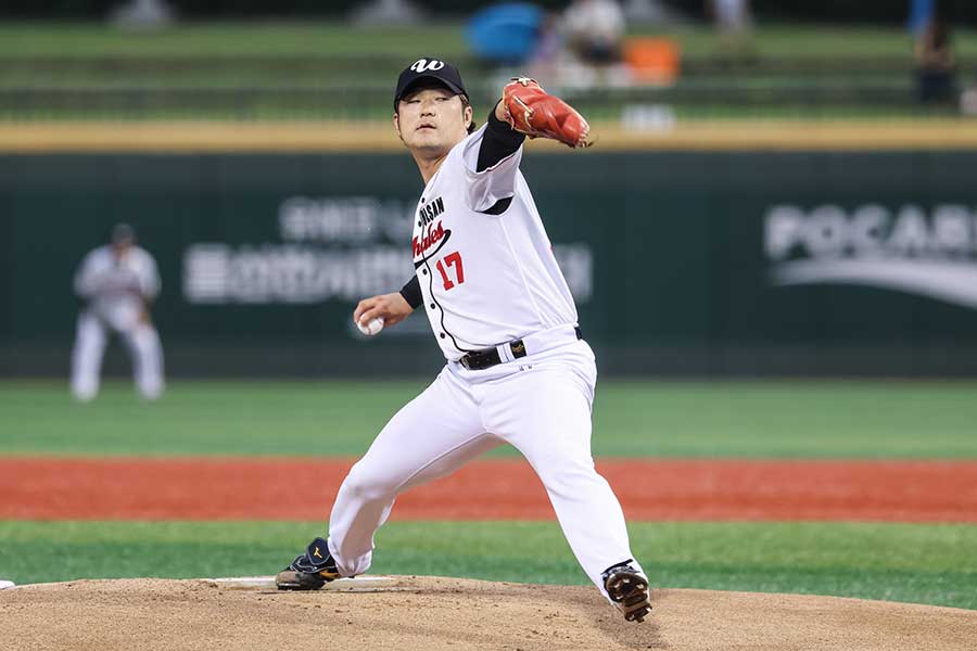 2軍球団で投げ続け、岡田はチャンスをつかんだはずだった【写真：蔚山ホエールズ提供】