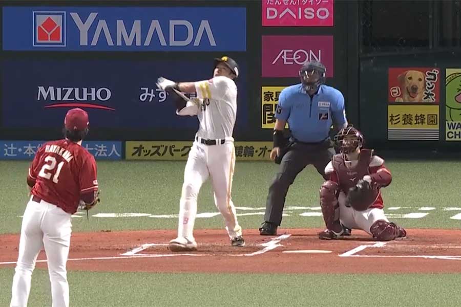 楽天戦で12号を放ったソフトバンクの柳田悠岐【画像:パーソル パ・リーグTV】