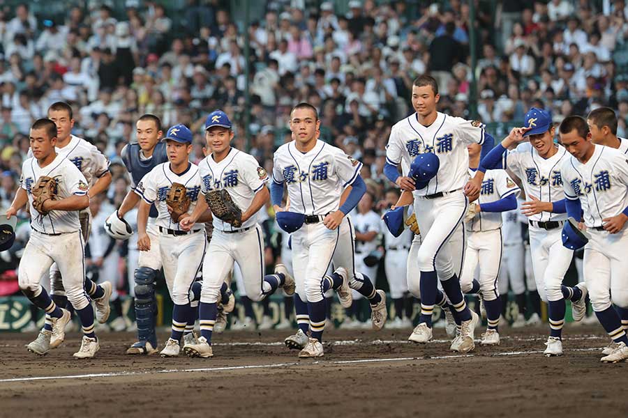霞ヶ浦ナイン【写真：スポーツ報知/アフロ】