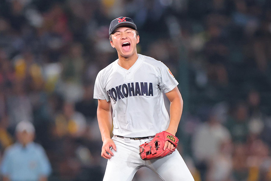 横浜の遊撃・池田聖摩【写真:産経新聞社】