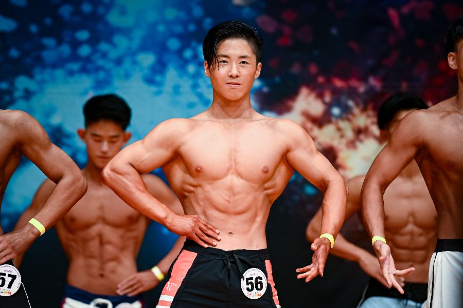高校生メンズフィジークの172センチ超級で優勝した的山勝城【写真:中戸川知世】