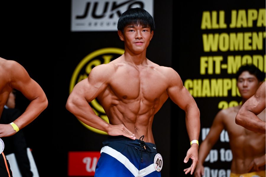 高校生メンズフィジークの172センチ以下級で優勝した朴世温【写真：中戸川知世】