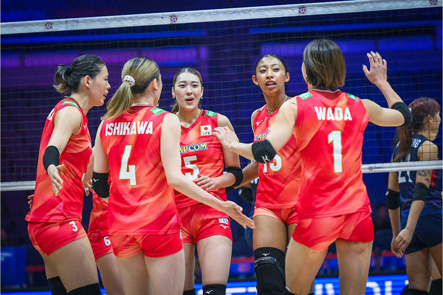 香港に勝利したバレー日本【写真:Volleyball World提供】