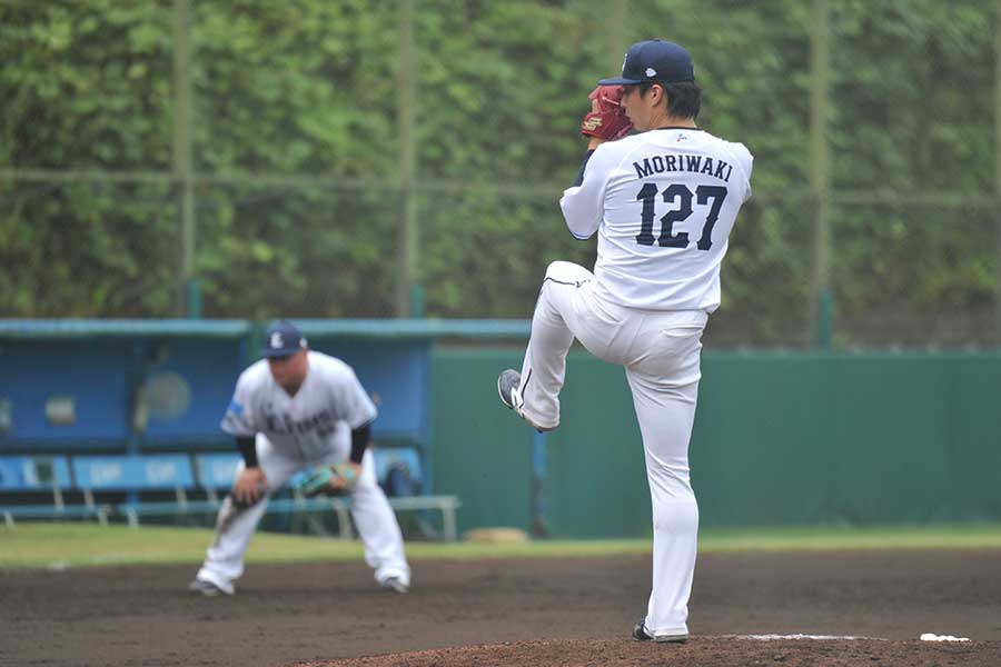 「右上腕動脈閉塞症」で一時は背番号が3ケタになっていた【写真：羽鳥慶太】