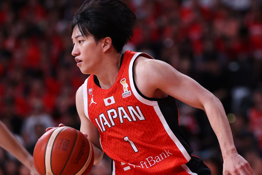 男子日本代表の齋藤拓実【写真:長田洋平/アフロスポーツ】
