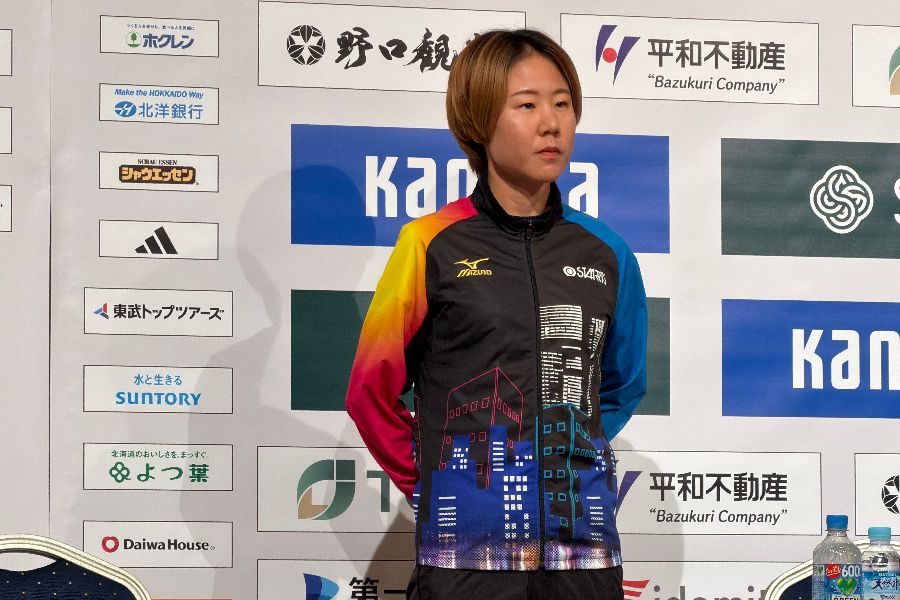 北海道マラソンの有力選手会見に登壇していた伊澤菜々花【写真:編集部】