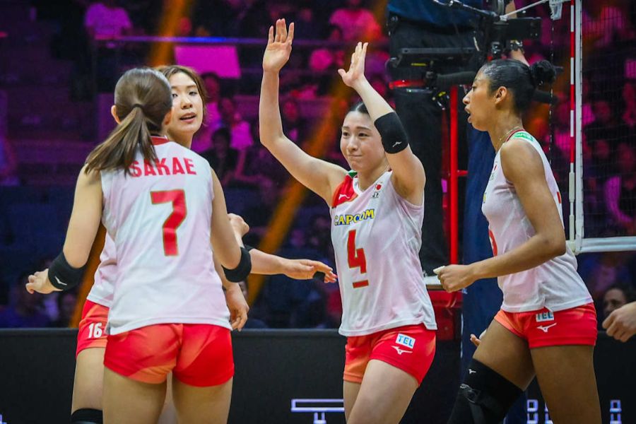 タイに敗戦したバレー女子日本代表【写真：Volleyball World提供】