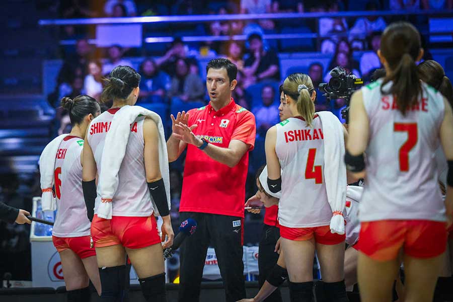 タイに1-3で敗れたバレー女子日本代表【写真:Volleyball World提供】