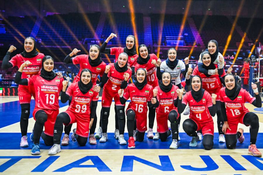 バレー女子イラン代表【写真：Volleyball World】