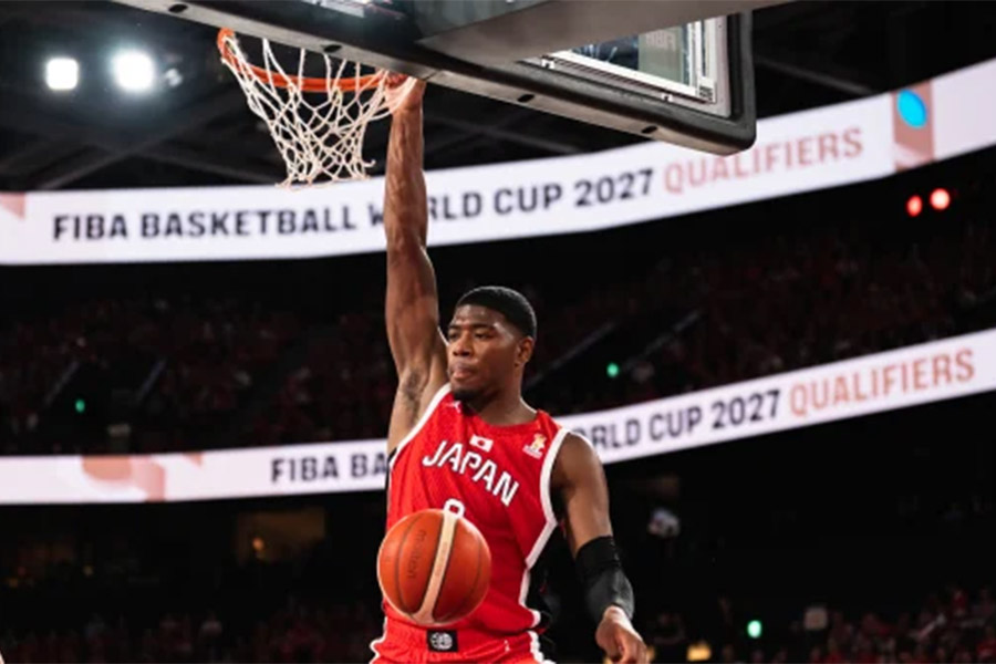 カタール戦で両チーム最多の30得点を挙げた八村塁【写真:FIBA提供】