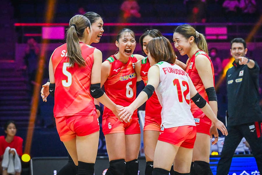 アジア選手権を3位で終えたバレー女子日本代表【写真:Volleyball World提供】