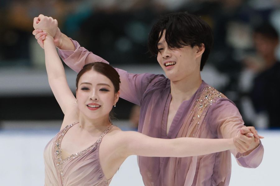 木下グループ杯に出場した“りかしん”こと紀平梨花、西山真瑚組【写真:産経新聞社】