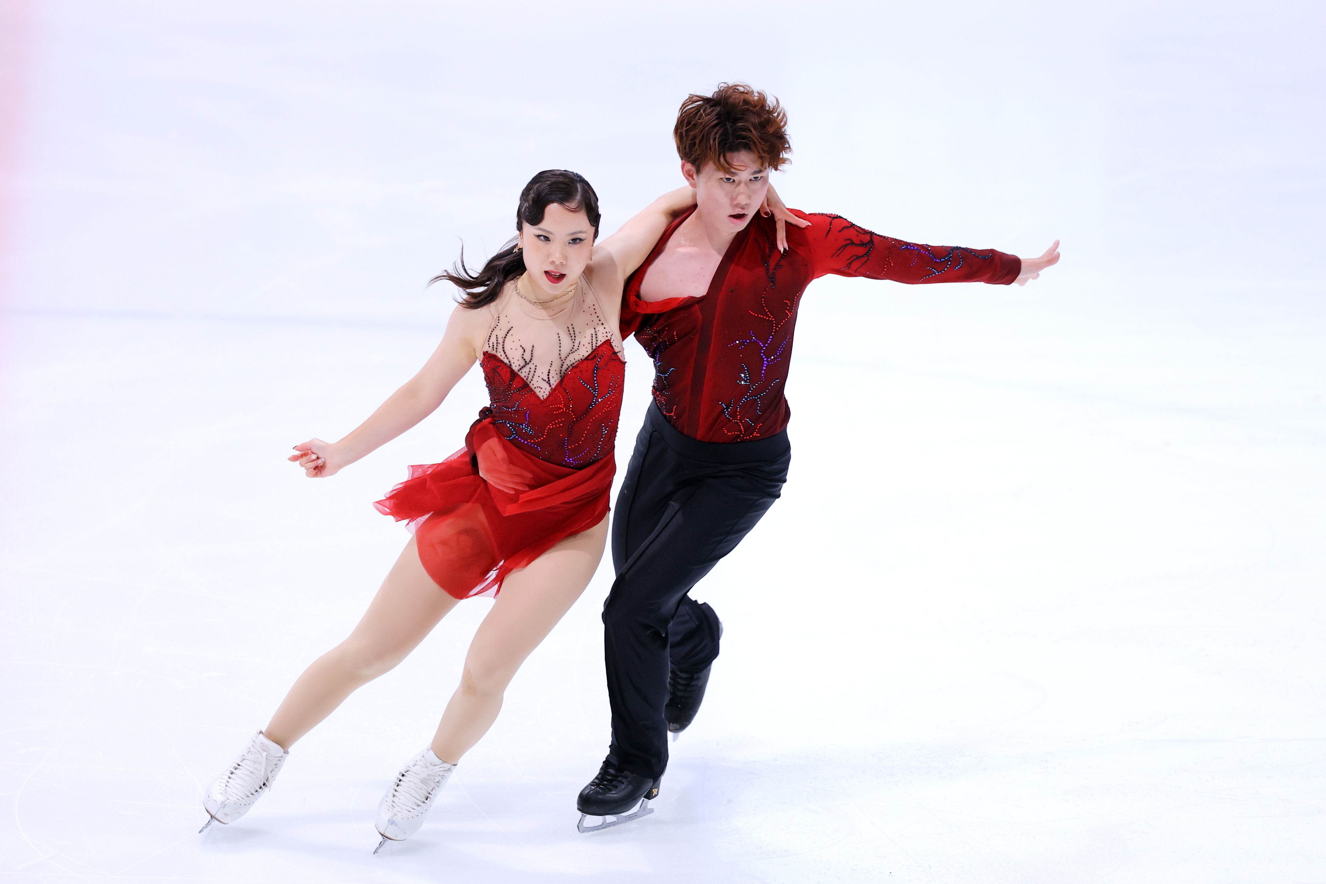 木下グループ杯に出場した吉田唄菜（左）と森田真沙也組【写真：西村尚己/アフロスポーツ】