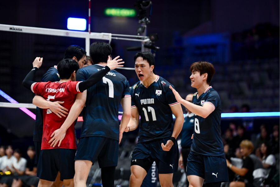 中国に勝利したバレー男子韓国代表【写真:中戸川知世】