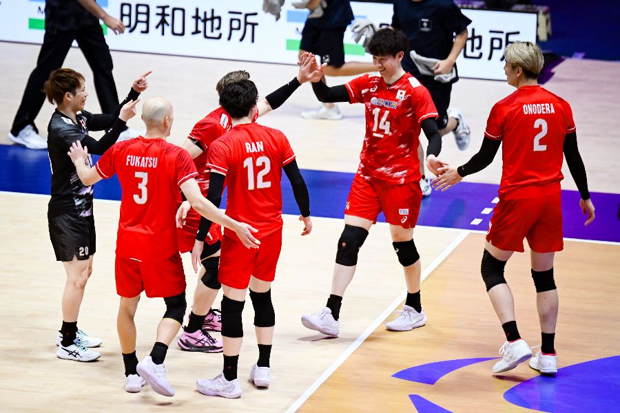 アジア選手権を制したバレーボール男子日本代表【写真:中戸川知世】