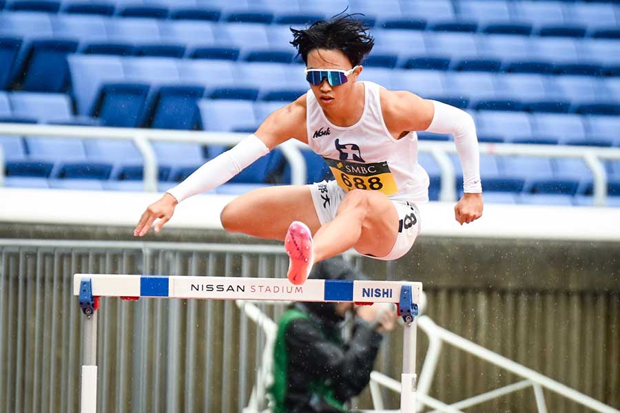 高橋は才能に勝つ方法が「努力量」だと断言する【写真：中戸川知世】