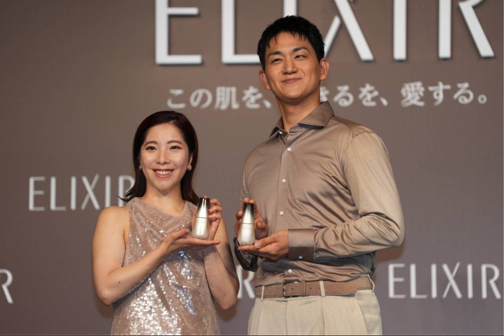 イベントに登場したりくりゅうこと、三浦璃来さんと木原龍一さん【写真：井上学】