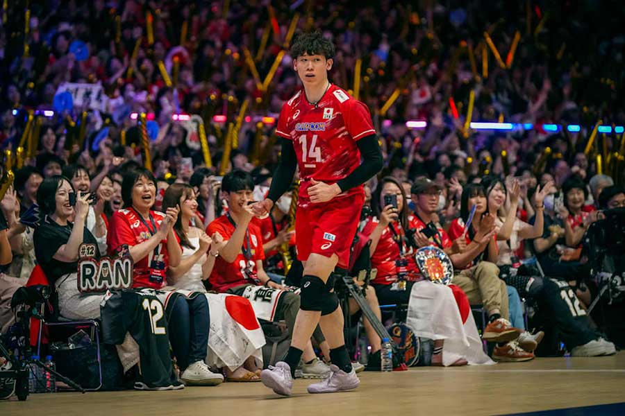 イラン戦に出場した石川祐希【写真：Volleyball World提供】