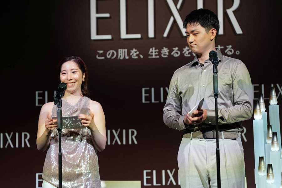 イベントに登場したりくりゅうこと、三浦璃来さんと木原龍一さん【写真：井上学】