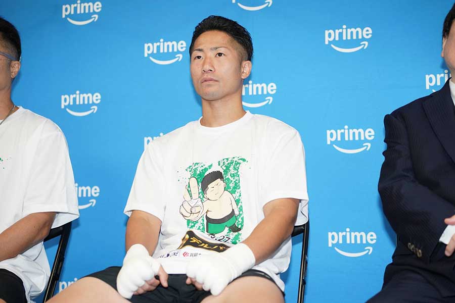所属ジムで練習を公開した井上拓真【写真：澤田直人】