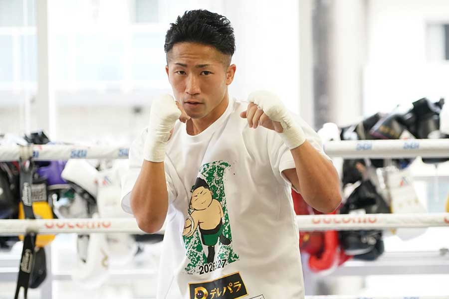所属ジムで練習を公開した井上拓真【写真：澤田直人】