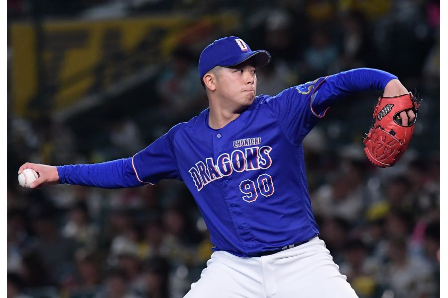 阪神戦に登板した中日の松山晋也【写真：産経新聞社】
