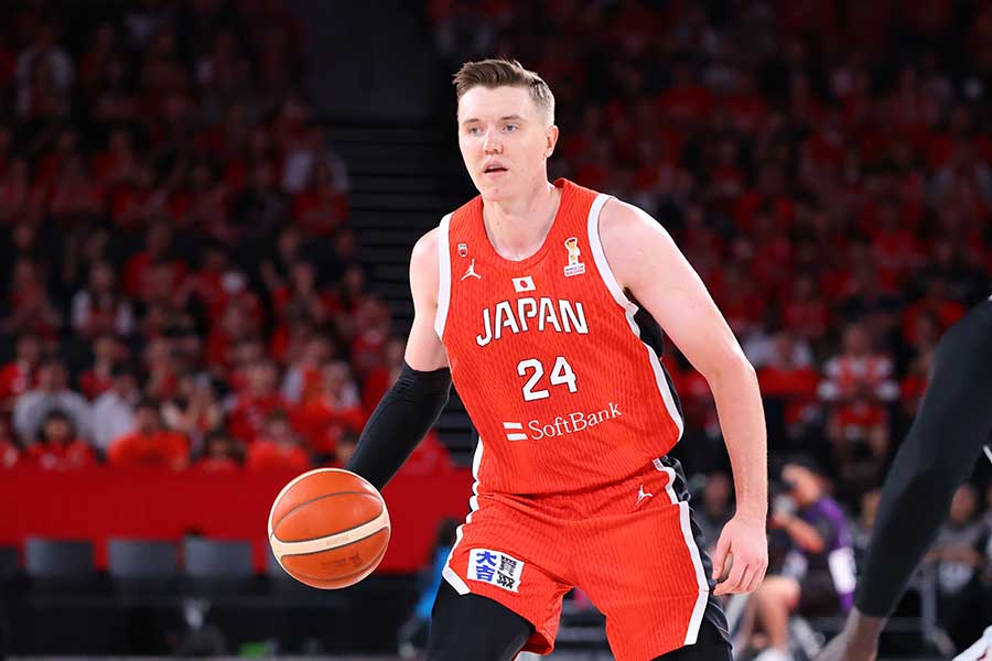 日本代表のジョシュ・ホーキンソン【写真：YUTAKA/アフロスポーツ】