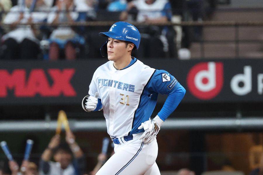 プロ初本塁打を放った日本ハムの柴田獅子【写真:産経新聞社】