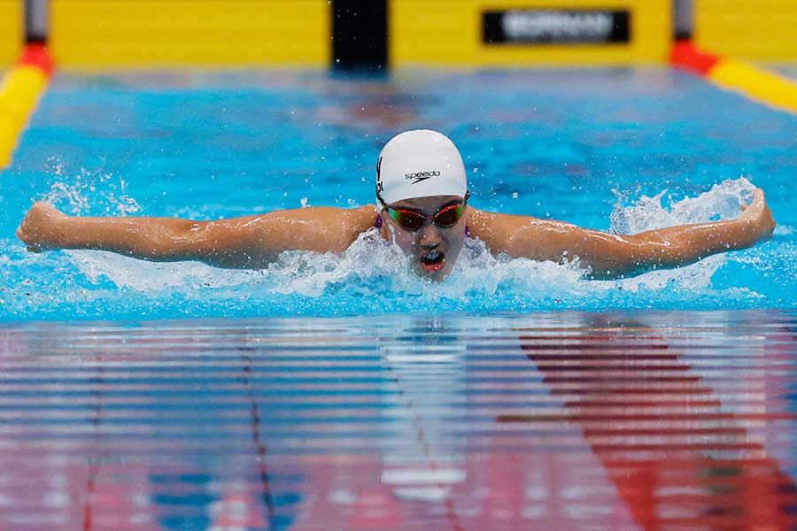 女子200メートル個人メドレーで金メダルを獲得した中国の于子迪【写真：ロイター】