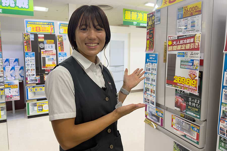 梶木はデジタル家電専門店「ノジマ」の南大沢店で働きながら競技を続けている【写真：上田悠太】