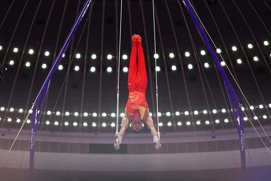 体操男子団体総合決勝のつり輪で完ぺきな演技を披露した蘭星宇【写真:ロイター】