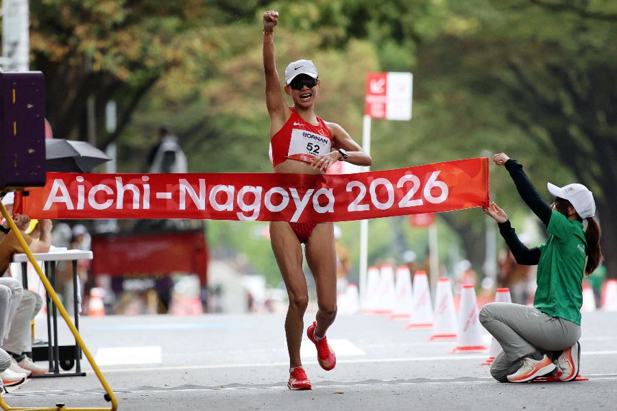 女子ハーフマラソン競歩で優勝した中国のヤン・リュウジン【写真:ロイター】