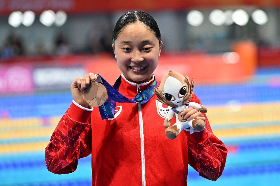 女子400メートル個人メドレーで銅メダルを獲得した成田実生【写真:ロイター】
