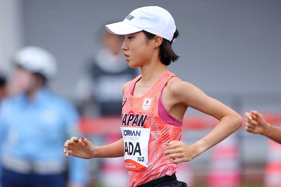 アジア大会のマラソンに出場した矢田みくに【写真:西村尚己/アフロスポーツ】