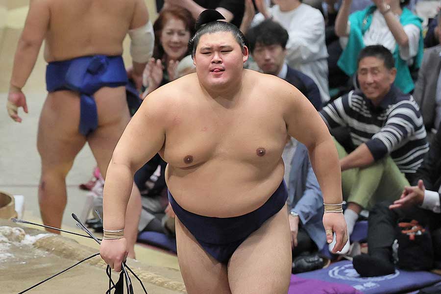 6場所ぶり6度目の優勝を決めた横綱・大の里【写真：スポーツ報知/アフロ】