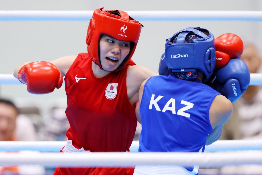 アジア大会に出場したボクシング女子51キロ級の西中結菜【写真:西村尚己/アフロスポーツ】