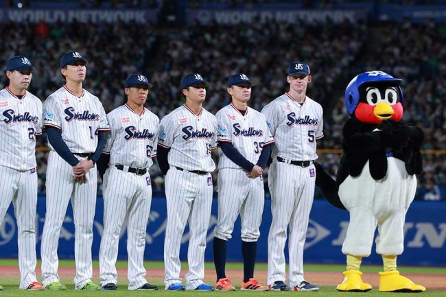 粋なことをしてくれる」 ライバル球団へ…神宮球場が捧げたメッセージに