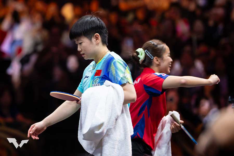 オラワンに敗れた孫穎莎(左)【写真:World Table Tennis提供】