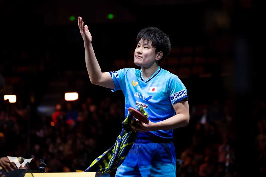 パク・ガンヒョンに勝利した張本智和【写真:World Table Tennis提供】