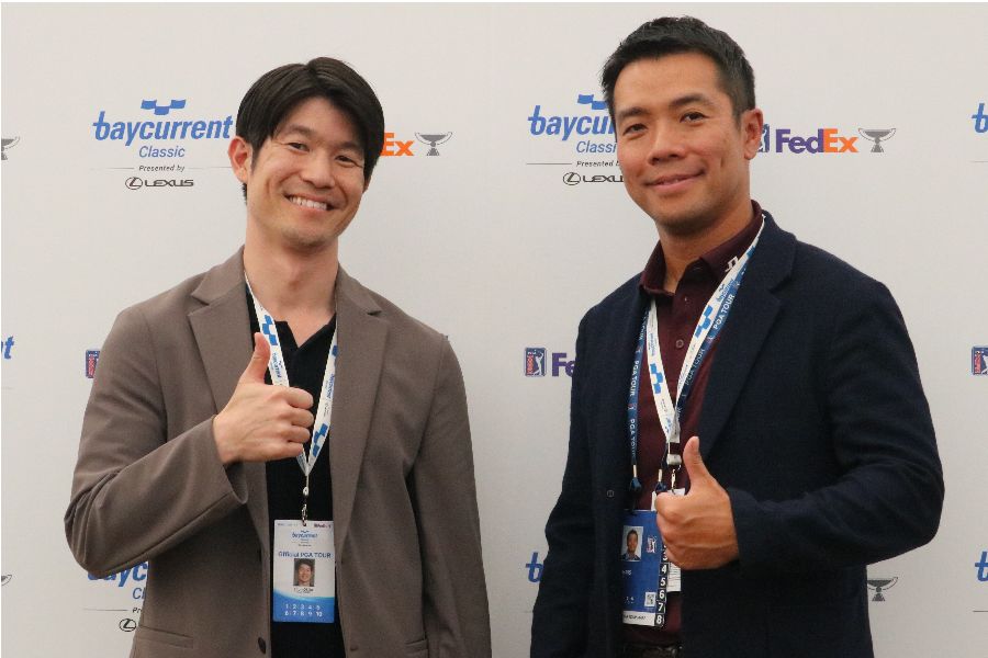 今大会の改善点などを語ったトーナメントディレクターの沖田俊氏（左）とPGAアジア太平洋社長のクリス・リー氏【写真：柳田通斉】