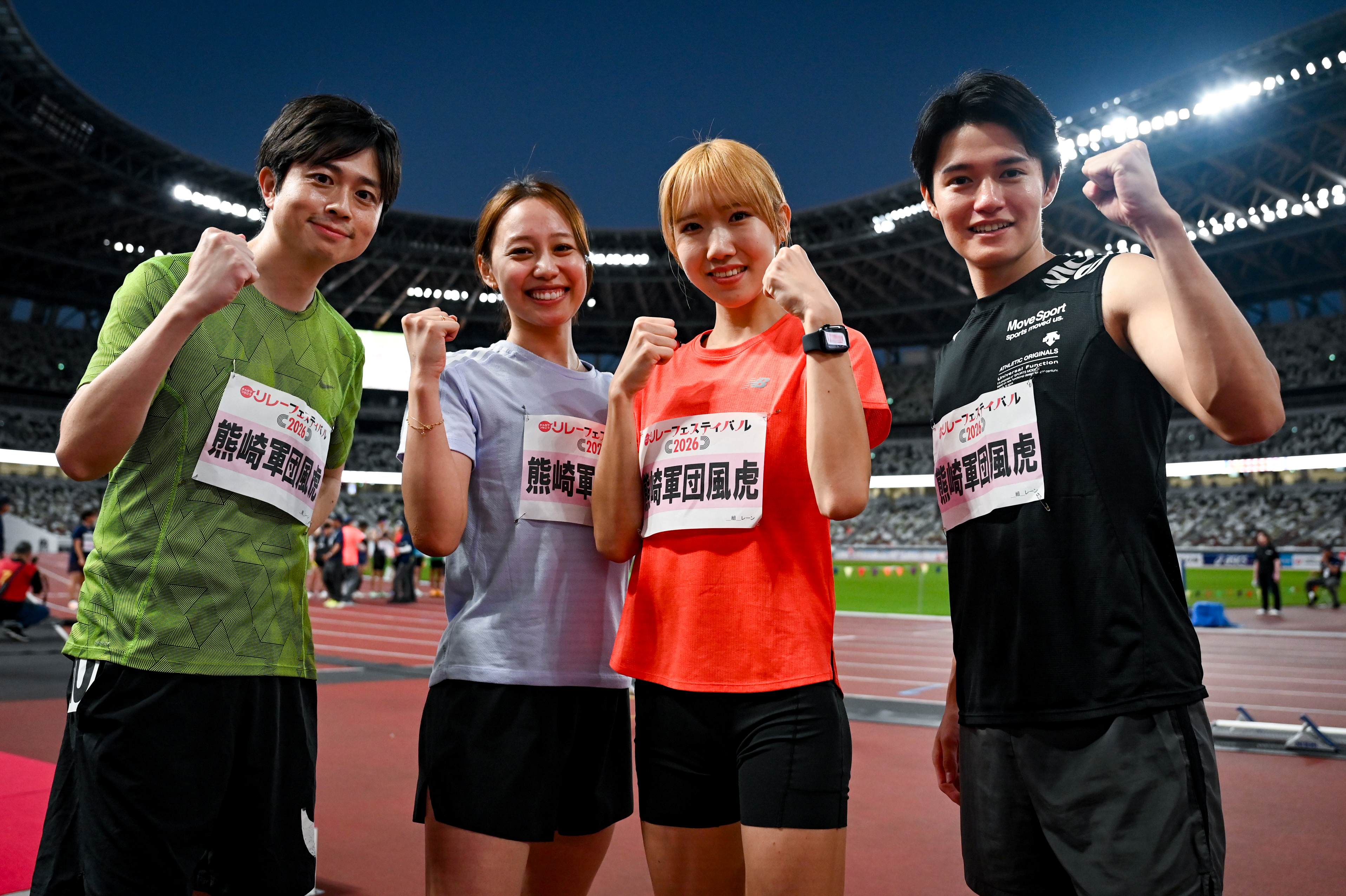 4×400メートルリレーを走った（左から）熊崎アナ、今井さん、清水さん、高柳アナ【写真：中戸川知世】