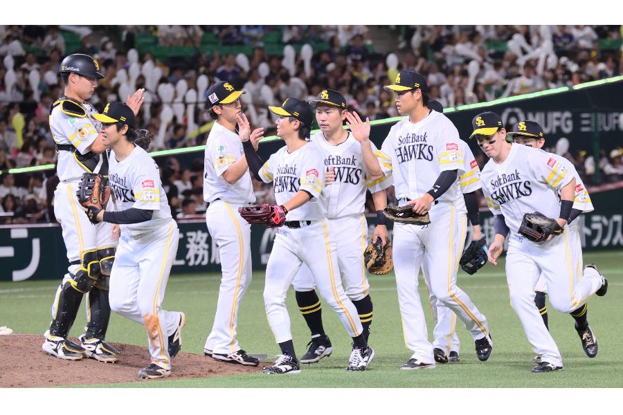 ソフトバンクナイン【写真：産経新聞社】