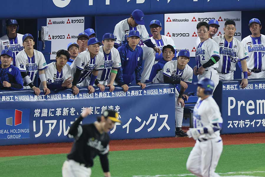 第1戦に敗れたDeNAナイン【写真:産経新聞社】